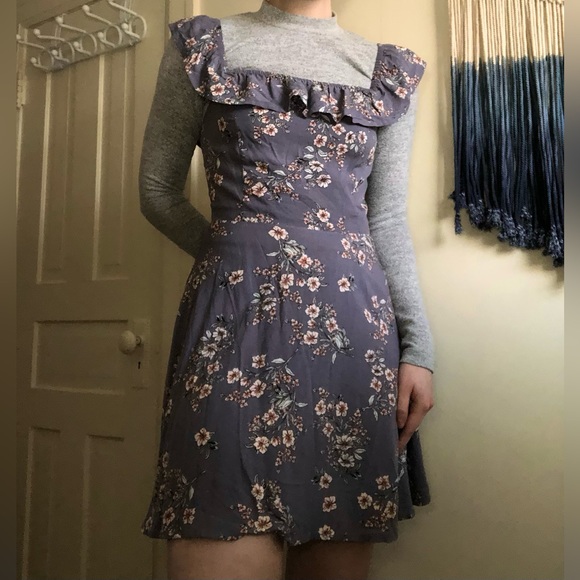 Off the shoulder summer dress! - Picture 3 of 6